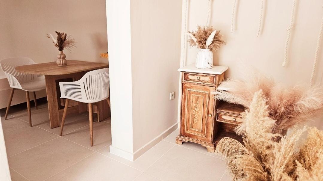 Boutique Athensairport Apartments Markópoulon Pokój zdjęcie